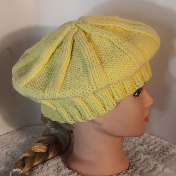 Yellow Knit Beret - Picture 2 of 7